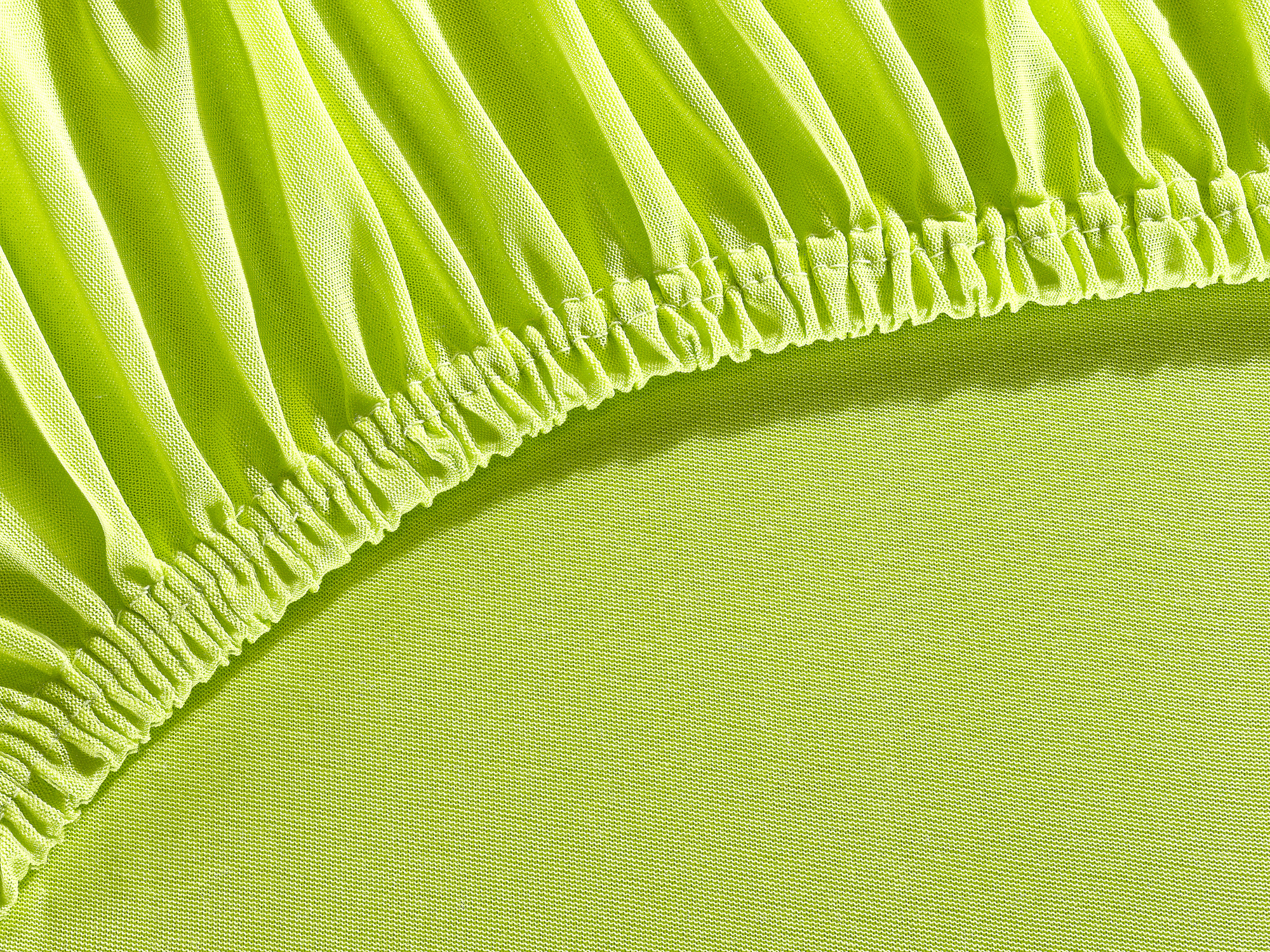 spannbettlaken_mikrofaser_apfelgruen_4_a spannbettlaken_mikrofaser_apfelgruen_4_a