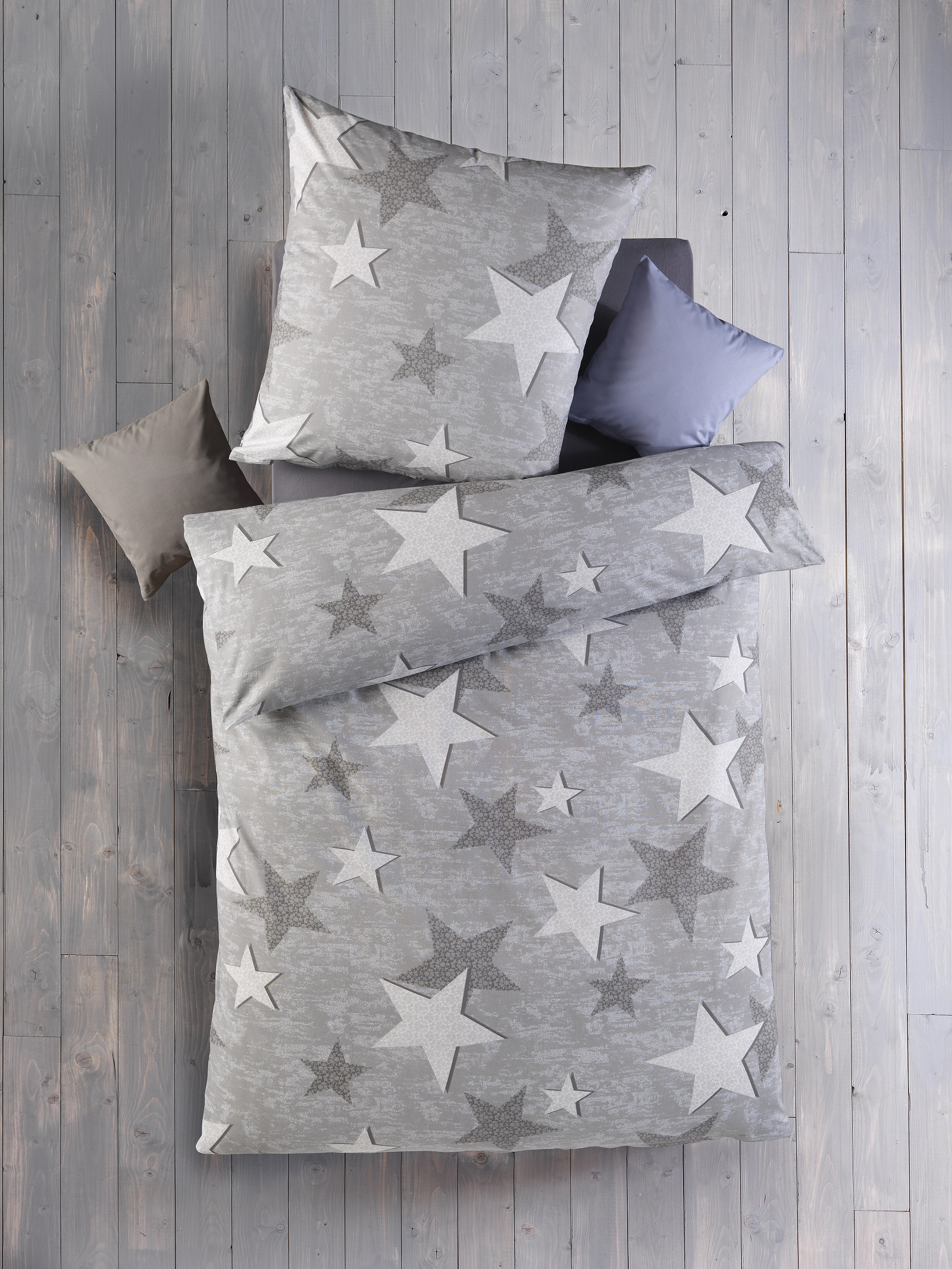 bettwaesche_renforce_stars_135x200cm_1_b bettwaesche_renforce_stars_135x200cm_1_b